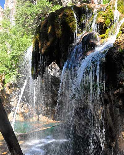 86_hanging-lake-colorado-waterfallatlake