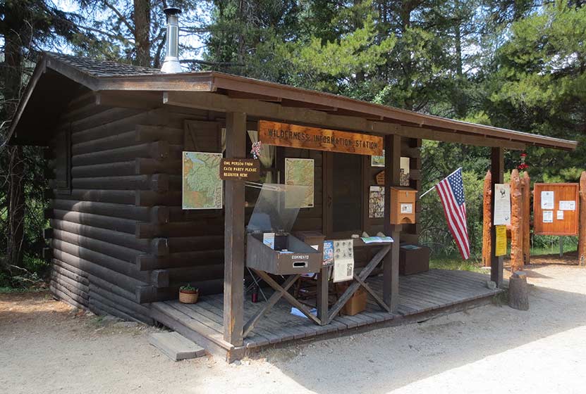 monarch-lake-colorado-wilderness-info-cabin