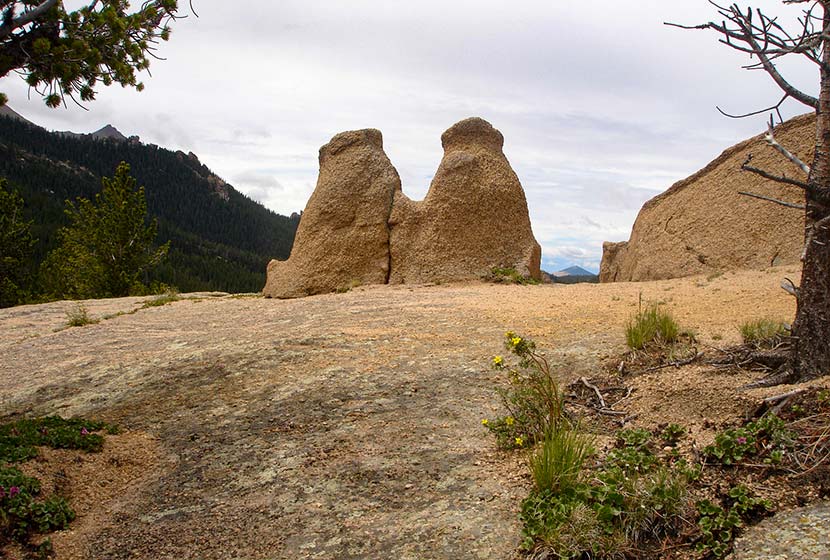 twin bears rock formation at the crags hike near colorado springs
