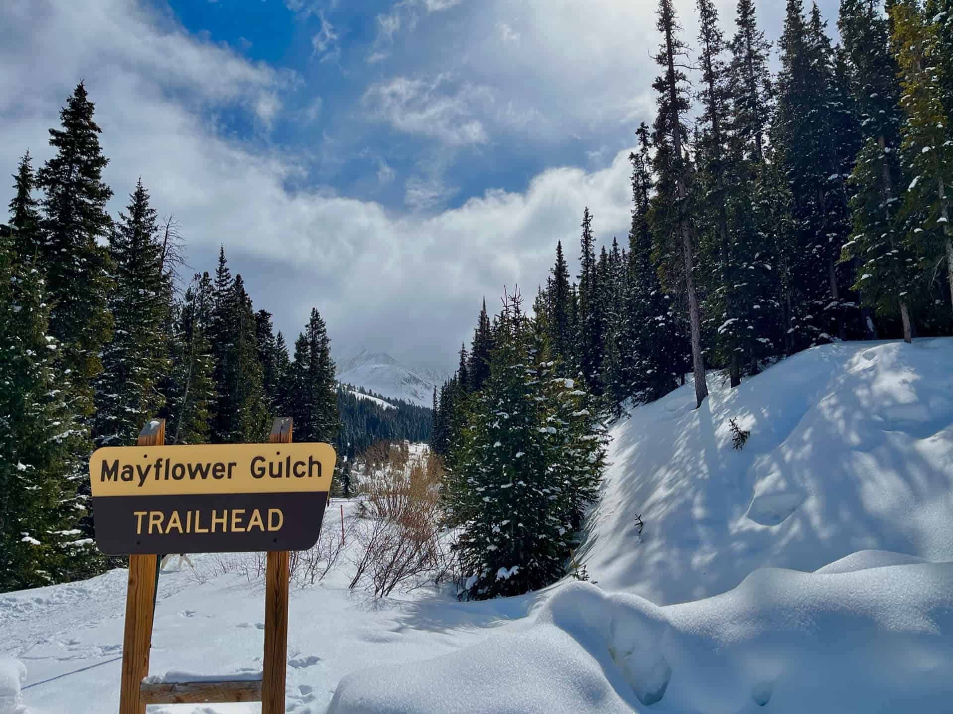 Trailhead for mayflower gulch